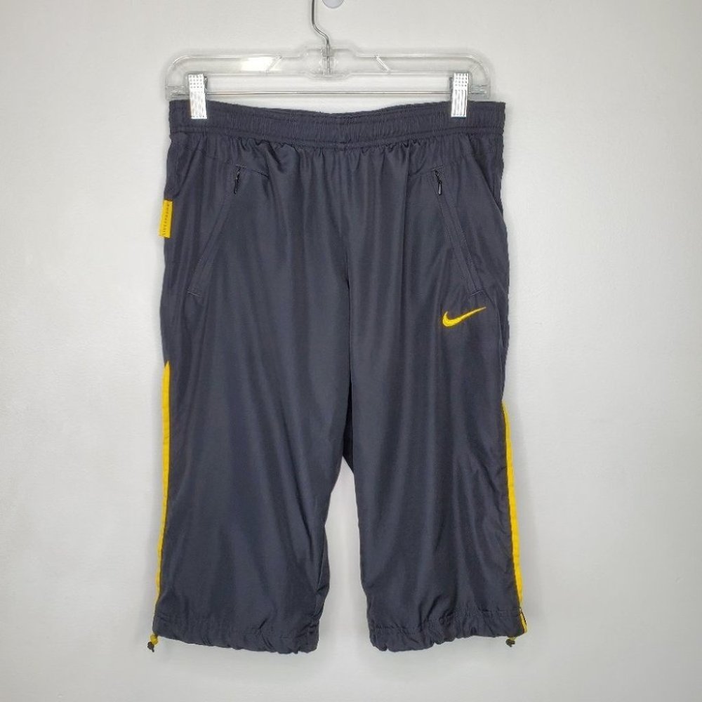 Nike Fit Dry Livestrong Activewear Black Yellow Capri Bermuda Shorts Sz S (4-6)